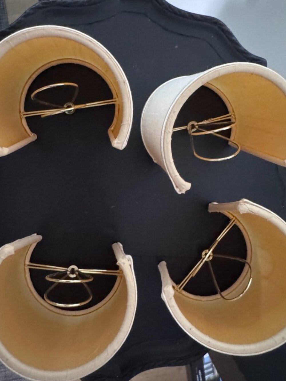 Off-White Silk 'Shield'/'Half' Sconce Shades, Set of 4, Gold Clip-On Fitting, Ex - Picture 4 of 5